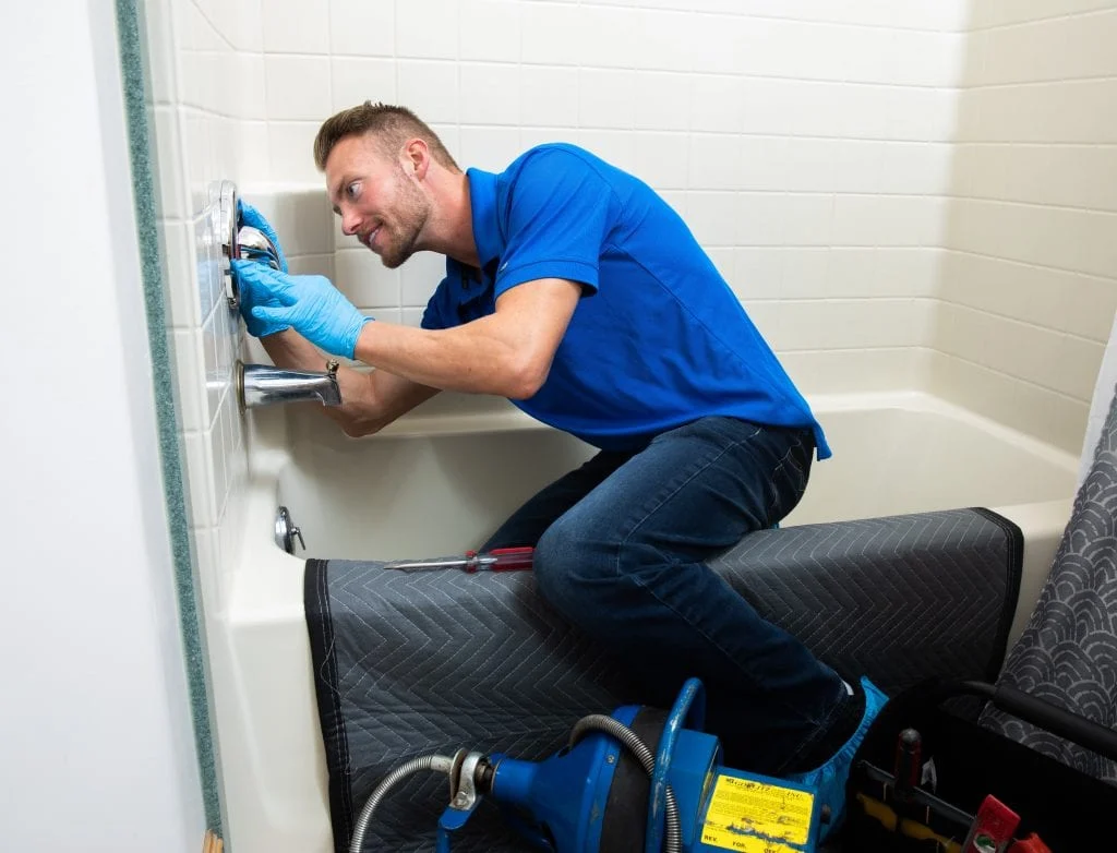 Top Signs Your Bathtub Needs To Be Replaced